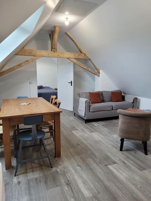 Appartement Proche Circuit Change  Luaran gambar