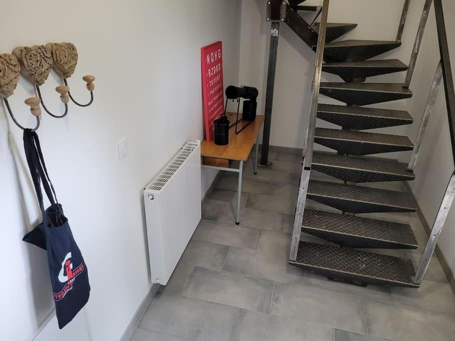 Appartement Proche Circuit Change  Luaran gambar